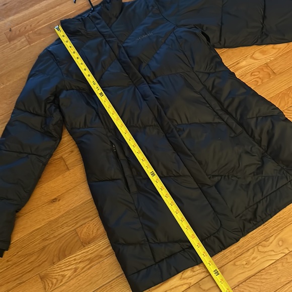 Warm Columbia microfiber winter coat, black XL - Picture 11 of 13